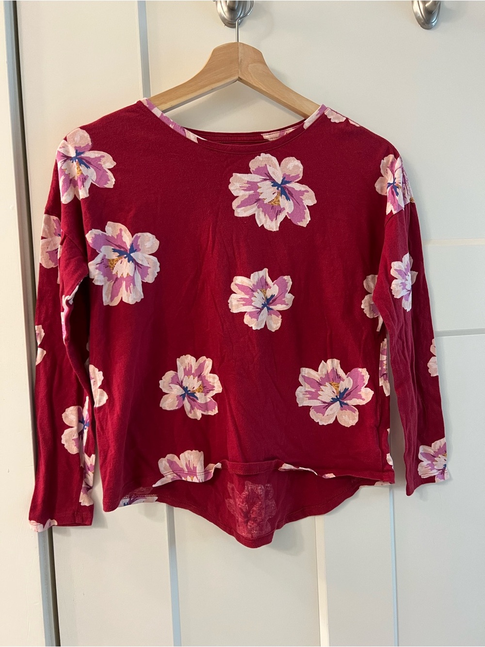 Girls Old Navy Long-Sleeve Crewneck Top- size Medium